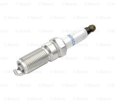 Свеча зажигания Bosch 0 242 235 767