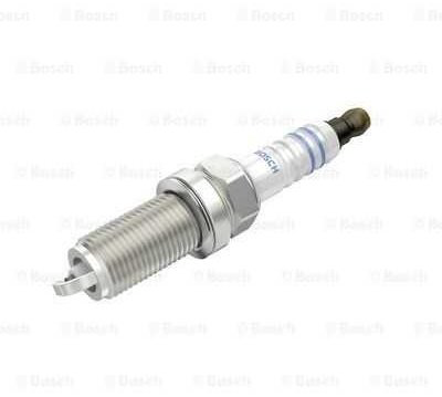 Свеча зажигания Bosch 0 242 240 590 купить,NaN