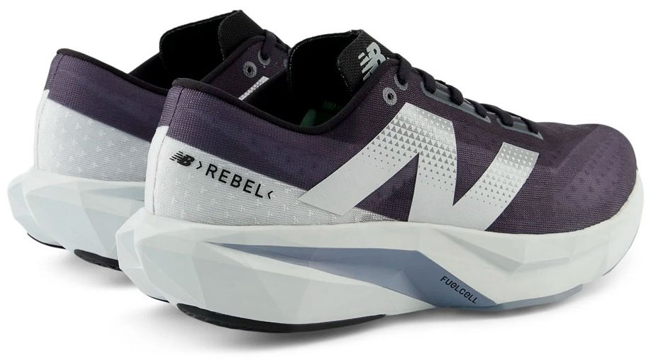 Кроссовки New Balance синий купить,125900