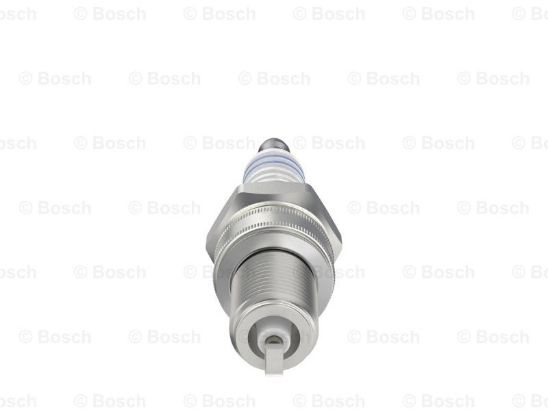 Свеча зажигания Bosch 0241235755 купить,NaN