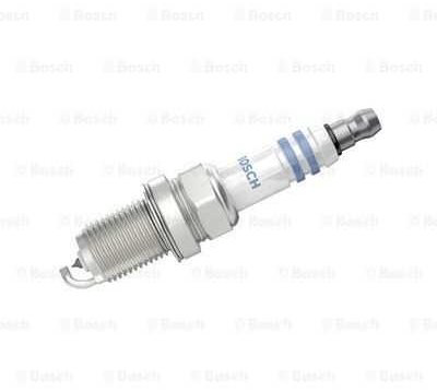 Свеча зажигания Bosch 0 242 135 510 YR7LPP332W купить,NaN