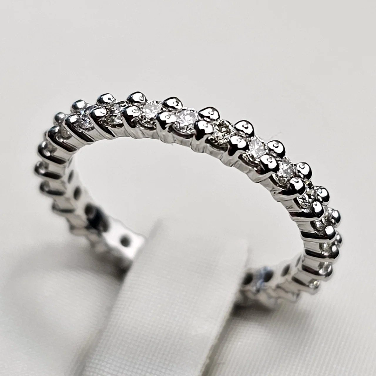 Кольцо Deimantas 110530519 15,5р 1,86гр 0,60ct. купить,NaN