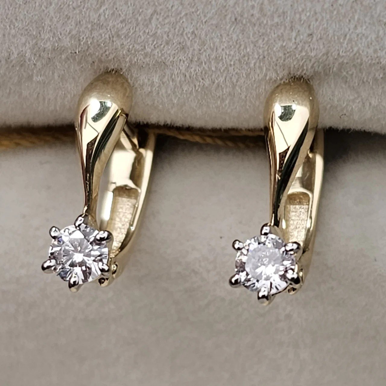 Серьги Deimantas 110524070 1,79гр. купить,NaN