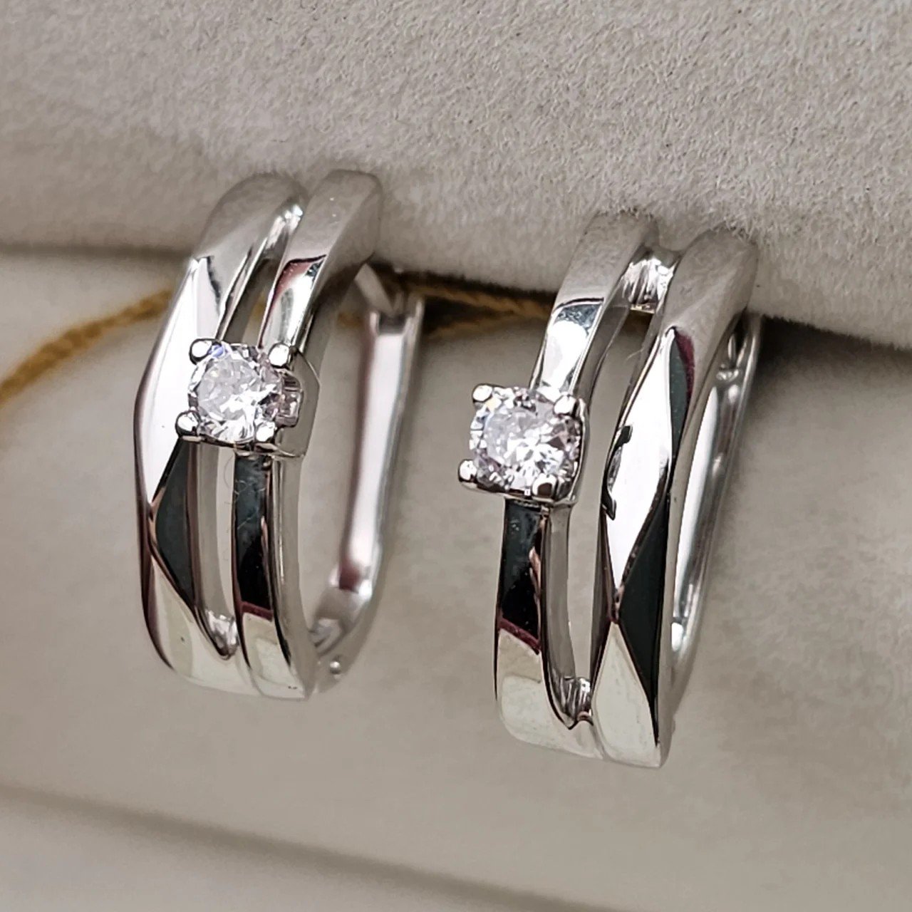 Серьги Deimantas 110527575 4,44гр. купить,NaN