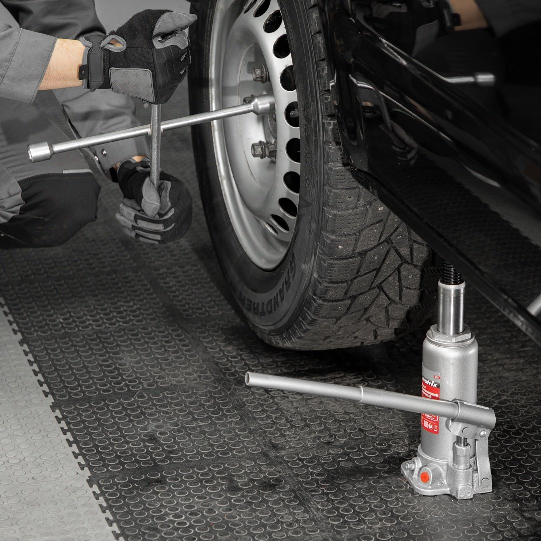 MATRIX домкрат бутылочный 50721 5 т