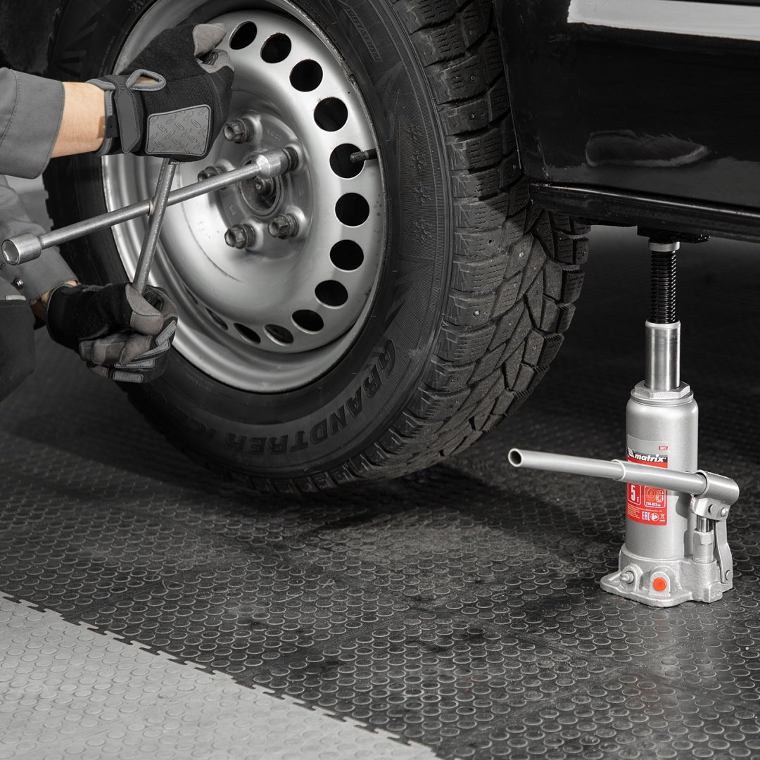 MATRIX домкрат бутылочный 50721 5 т купить,function inputValueFn(){if((0,signal2.mK)(node),node.value===REQUIRED_UNSET_VALUE)throw new root_effect_scheduler.buA(-950,null);return node.value}