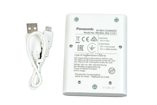 Зарядное устройство Panasonic BQ-CC61 USB белое
