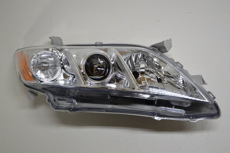 Блок фара HLL01-2382C-R