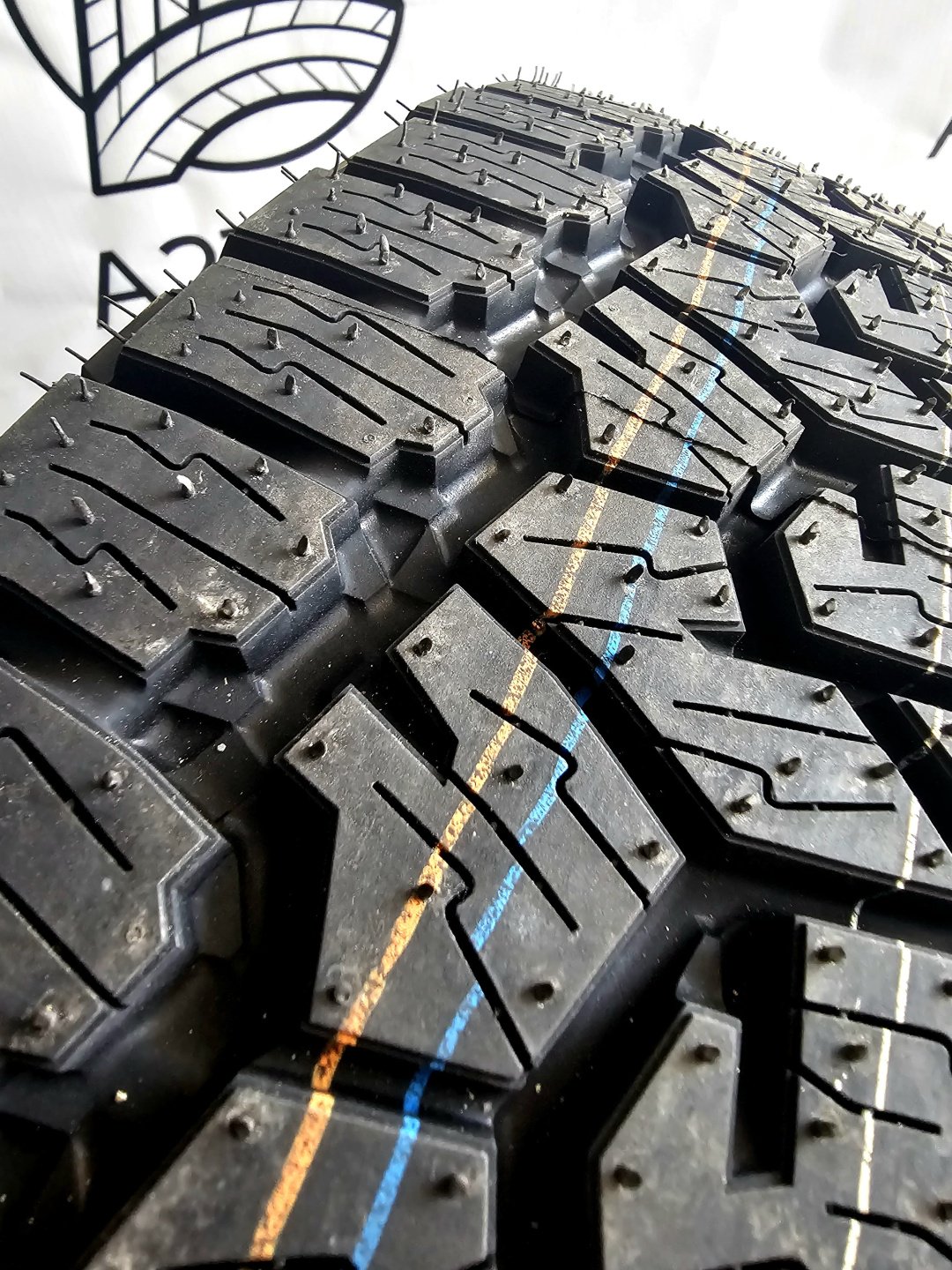 Toyo AT3 Japan 215/70 R16 100 T без шипов купить,NaN