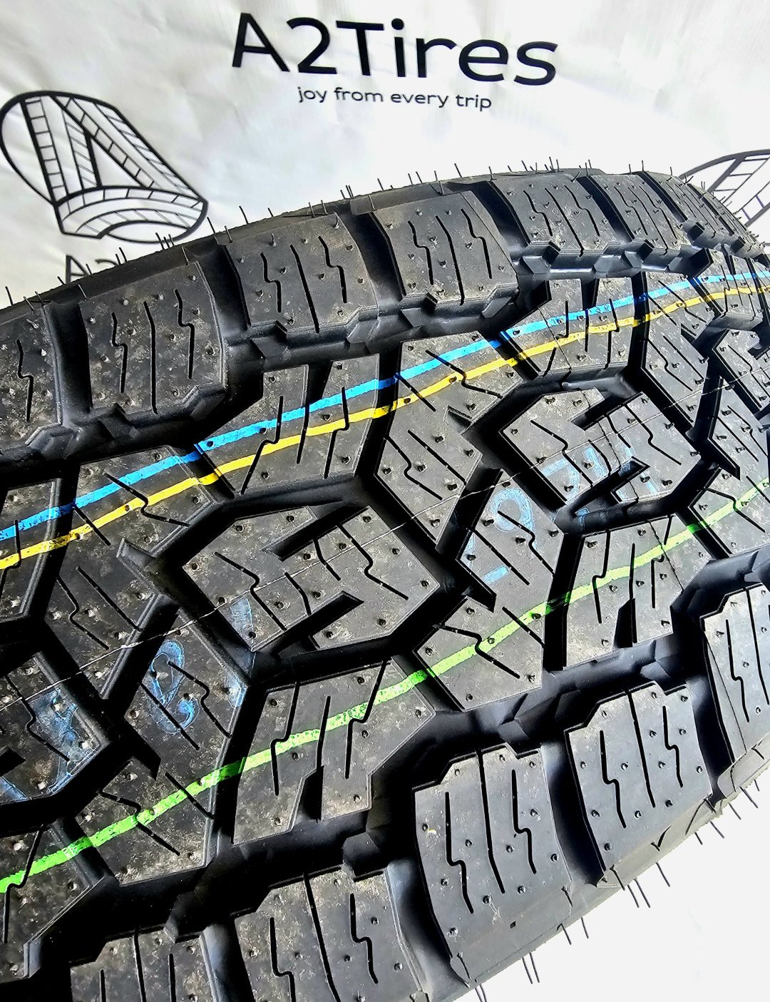 Toyo AT3 Japan 215/70 R16 100 T без шипов купить,NaN
