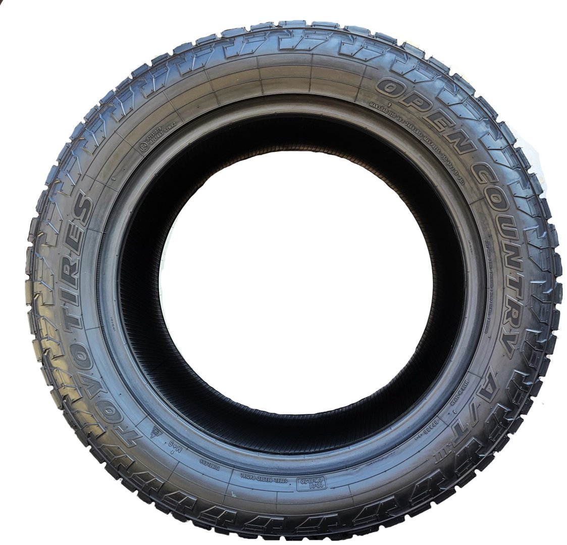 Toyo AT3 JAPAN 2024 265/70 R16 112 T без шипов