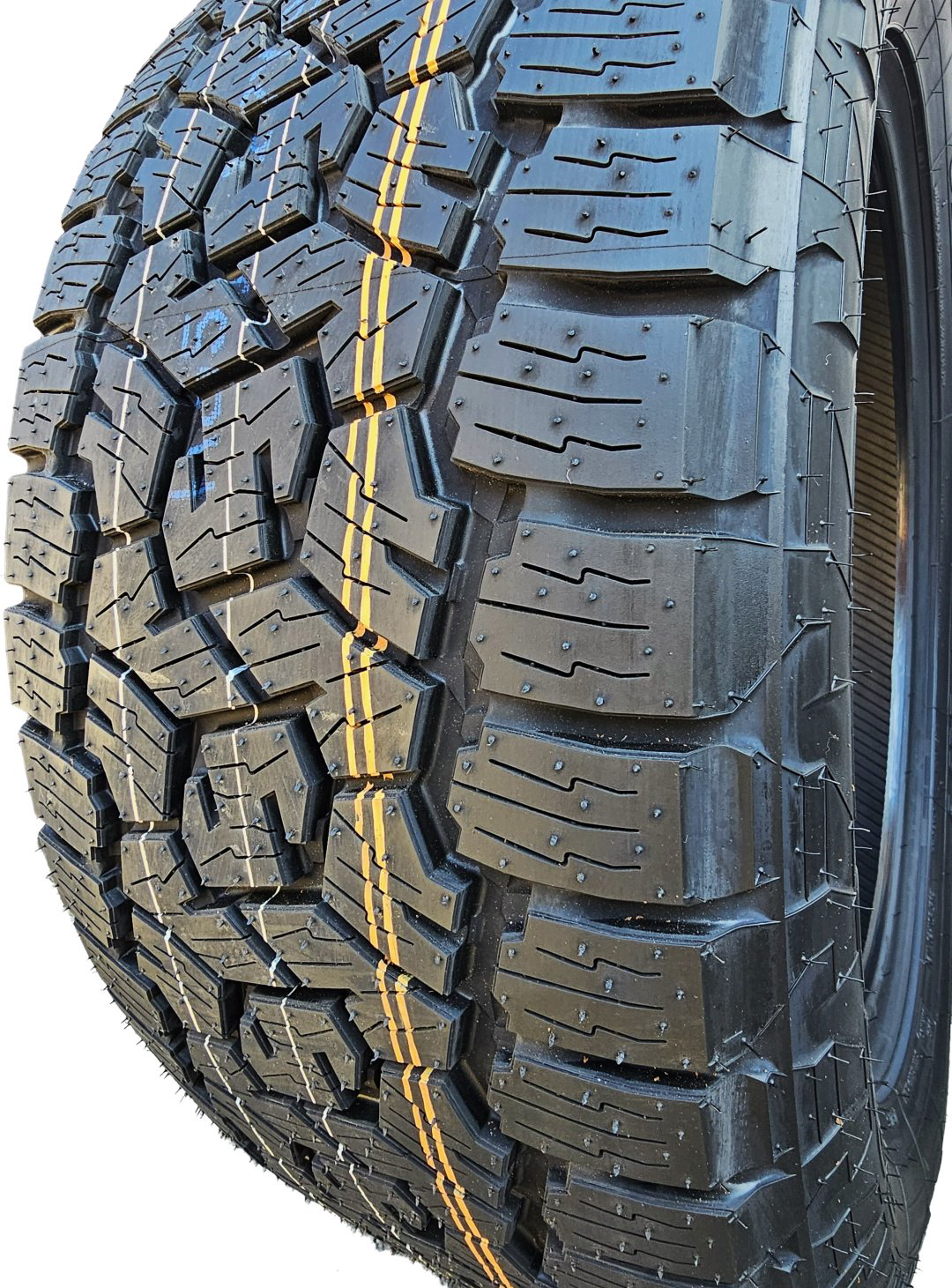 Toyo AT3 JAPAN 2024 265/70 R16 112 T без шипов купить,NaN