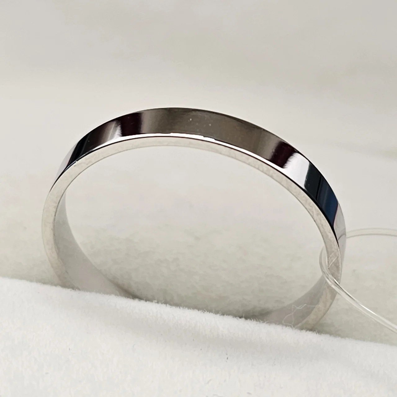 Кольцо Deimantas 111005910 15,5р 2,19гр. купить,NaN
