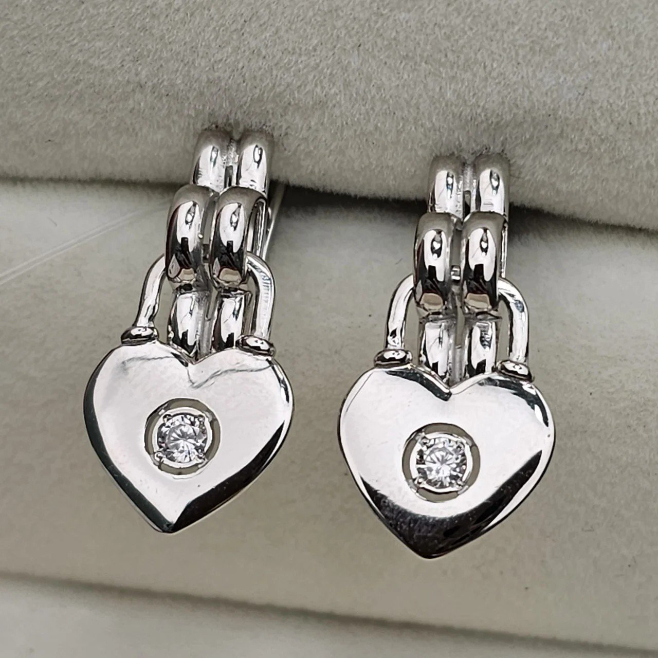 Серьги Deimantas 110491347 3,38гр. купить,NaN