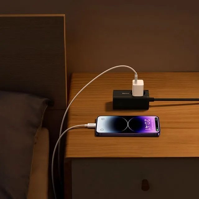 Зарядное устройство Baseus P10110902213-00 USB Type-C белый купить,NaN