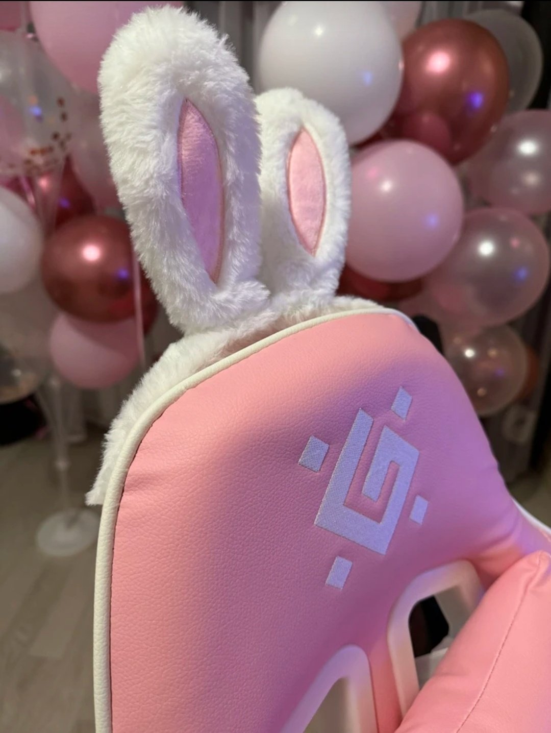 Игровое кресло Irifi, белый, розовый