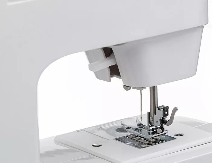 Швейная машина CHAYKA HandyStitch 33 белый - ForteMarket Швейная машина CHAYKA HandyStitch 33 белый купить,0