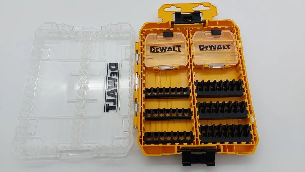 DeWALT органайзер DT70803 (26.5х17.8х5.3 см)