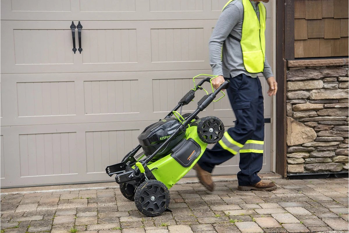 Газонокосилка колесная аккумуляторная Greenworks GC82LM51SP2K2,2515907UB купить,0