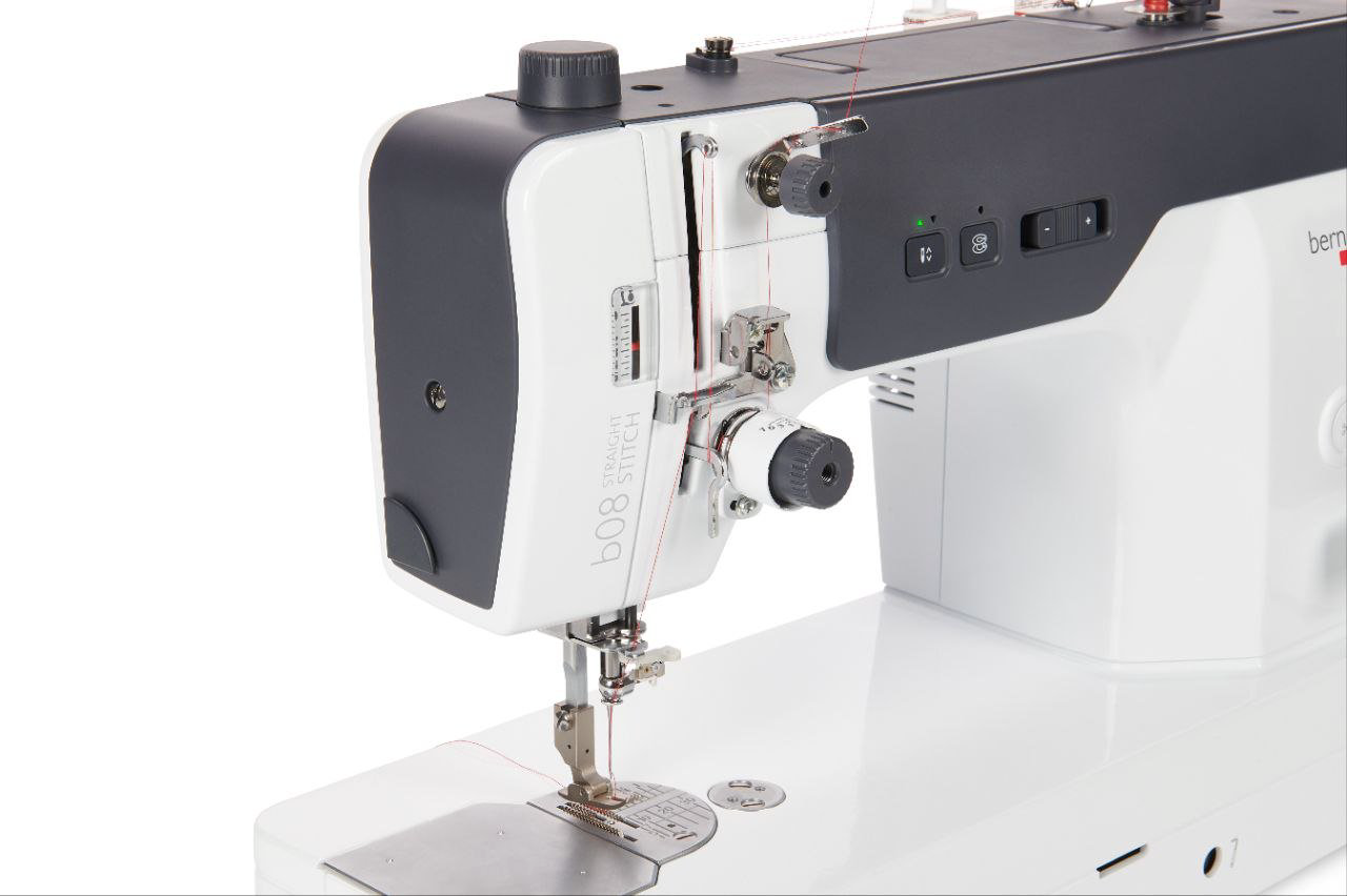 Швейная машина Bernette b08 Straight Stitch белый, серый купить,NaN