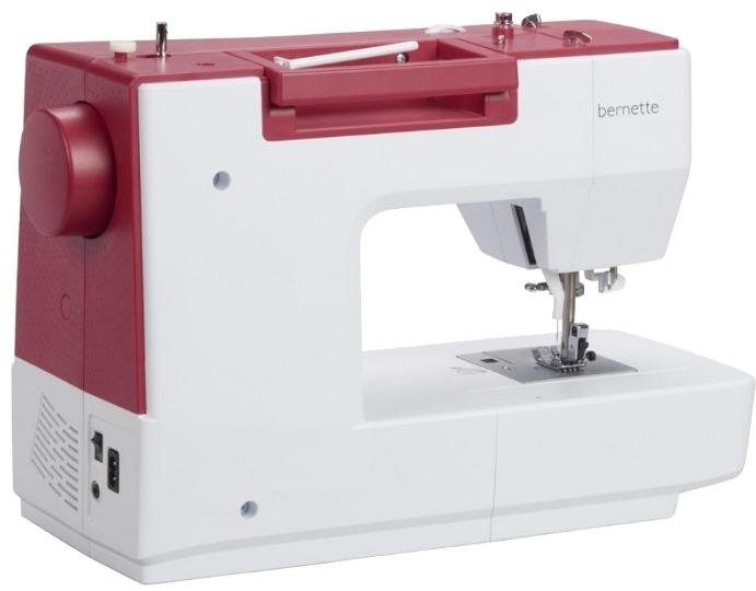 Швейная машина Bernina Bernette Sew&Go 7 белый - ForteMarket Швейная машина Bernina Bernette Sew&Go 7 белый купить,0