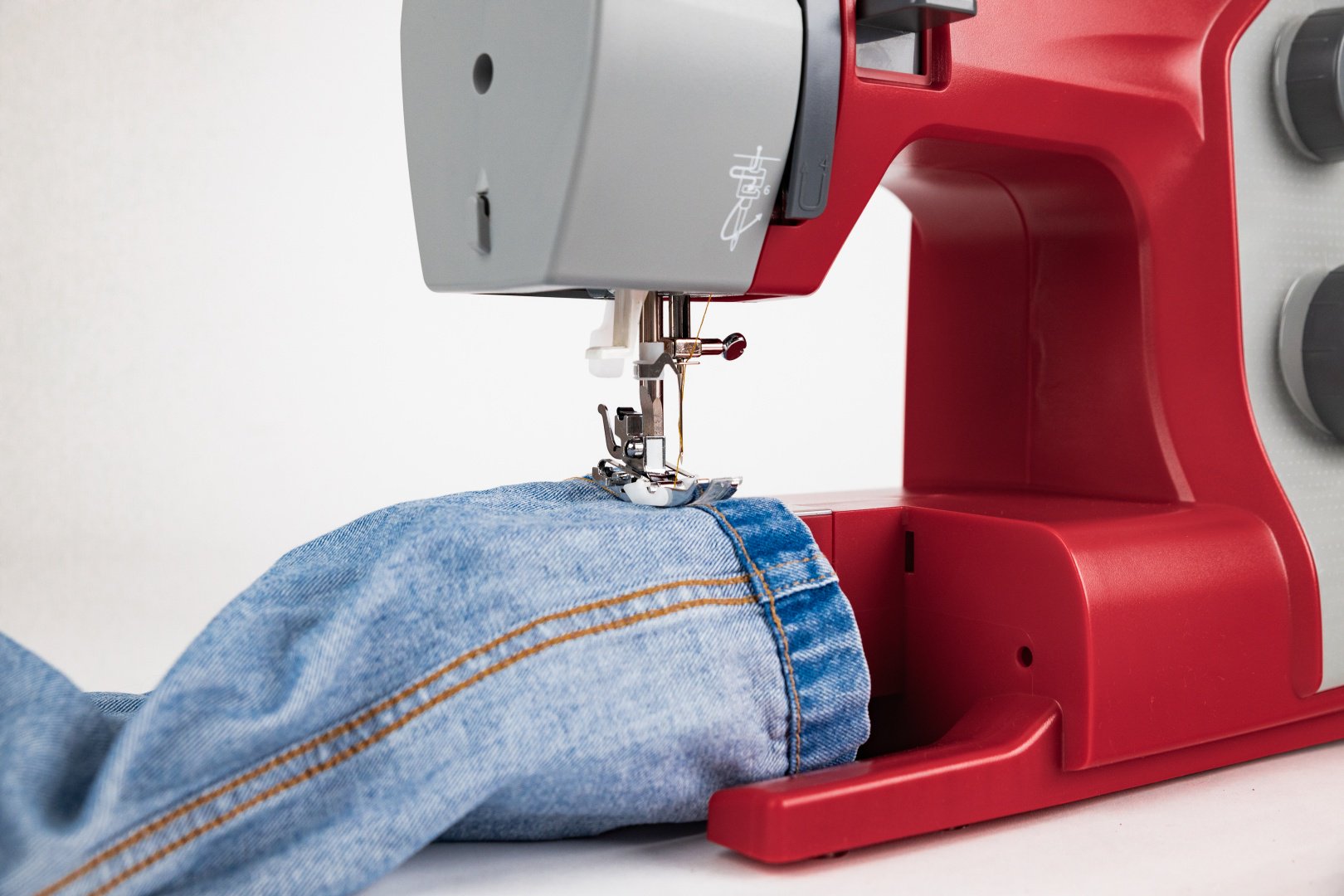 Швейная машина Veritas Power Stitch 17 серый, красный - ForteMarket Швейная машина Veritas Power Stitch 17 серый, красный купить,0