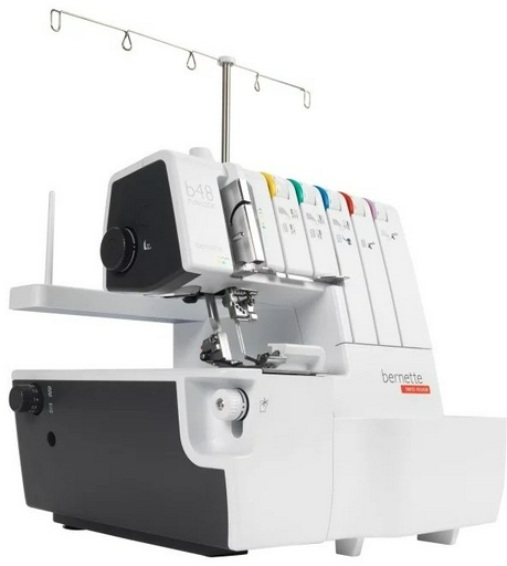 Оверлок Bernina Bernette Funlock B48 белый