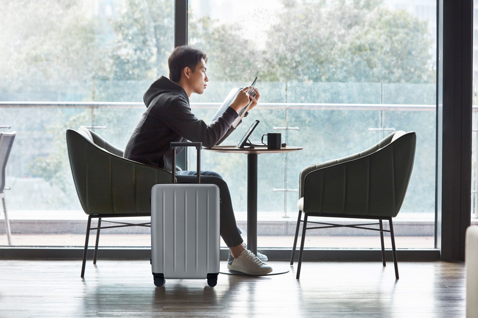 Чемодан NinetyGo Danube Luggage 28 поликарбонат 100 л серый - ForteMarket Чемодан NinetyGo Danube Luggage 28 поликарбонат 100 л серый купить,0