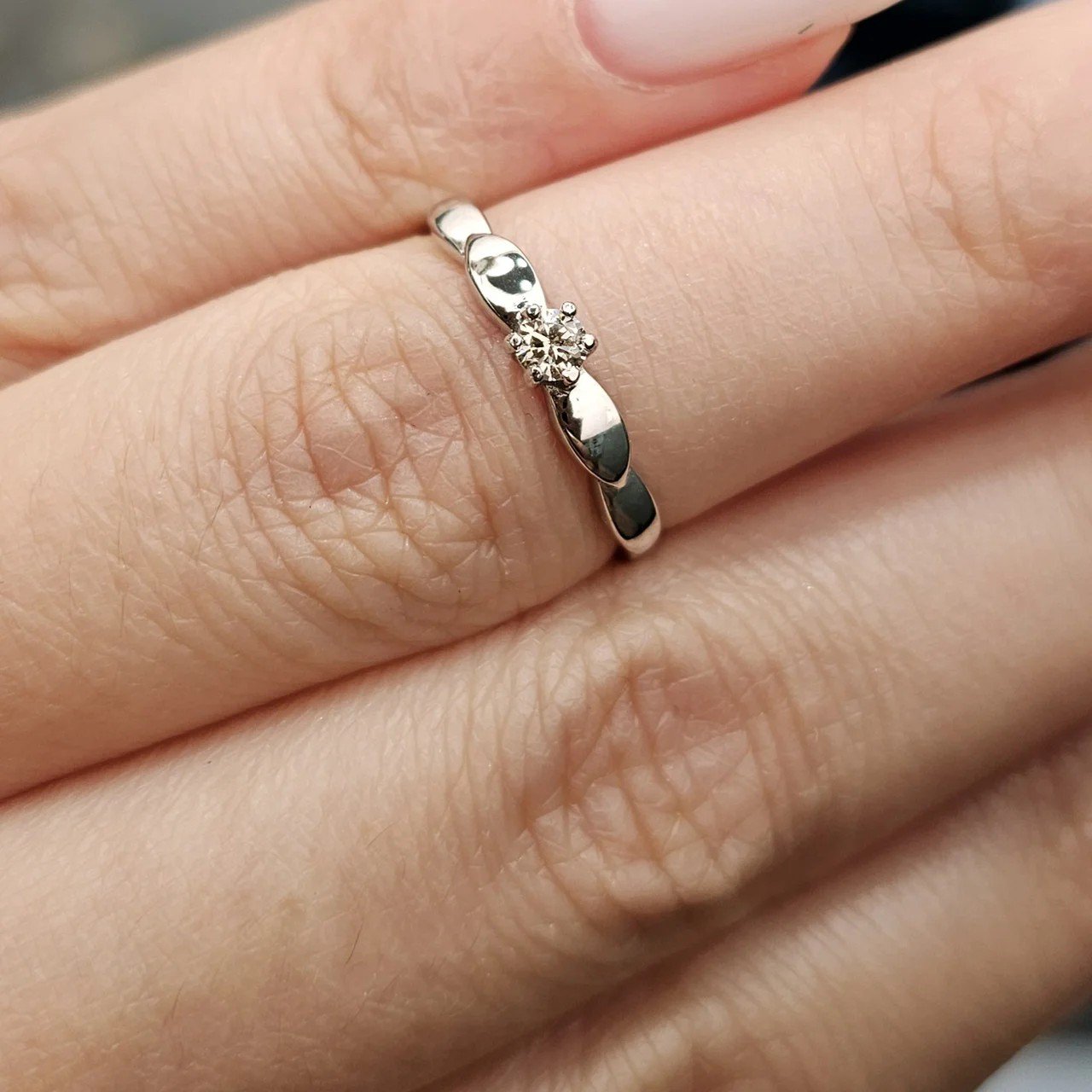 Кольцо Deimantas 110380830 16р 1,35гр 0,102ct. купить,NaN