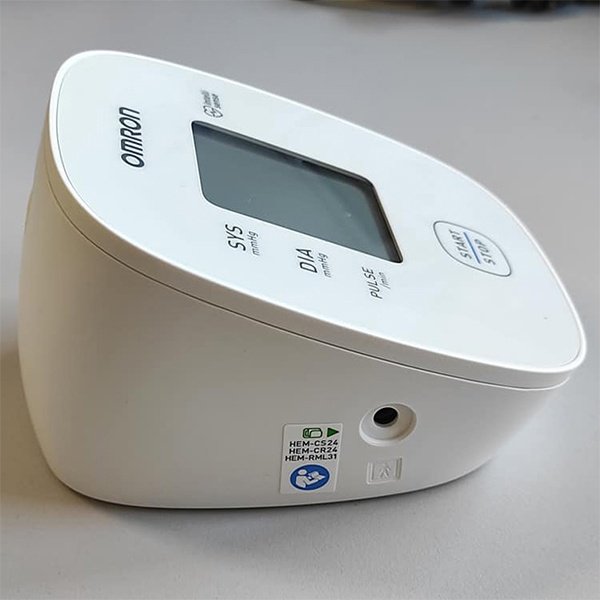 Тонометр Omron M1 Basic HEM-7121J-AF автоматический на плечо - ForteMarket Тонометр Omron M1 Basic HEM-7121J-AF автоматический на плечо купить,0