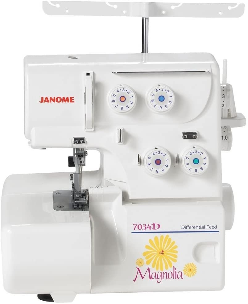 Оверлок Janome 7034D Magnolia белый