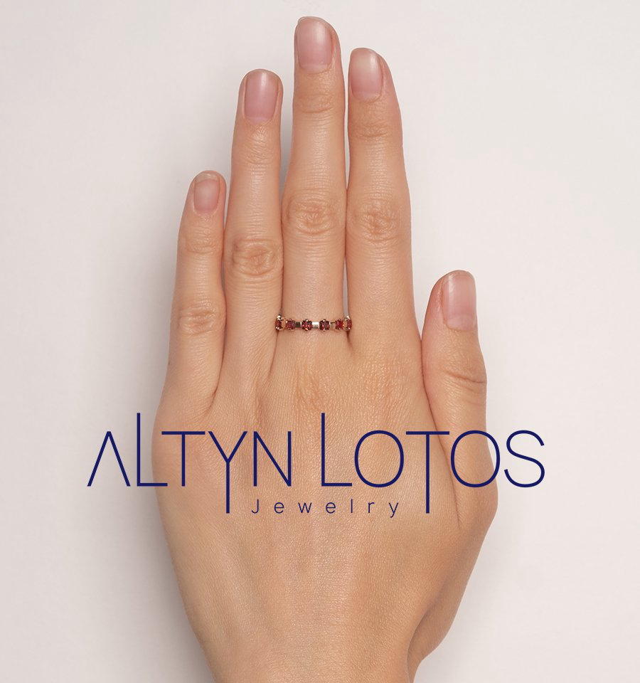 Кольцо Кристалл NL583 17р 1,95гр. купить,NaN