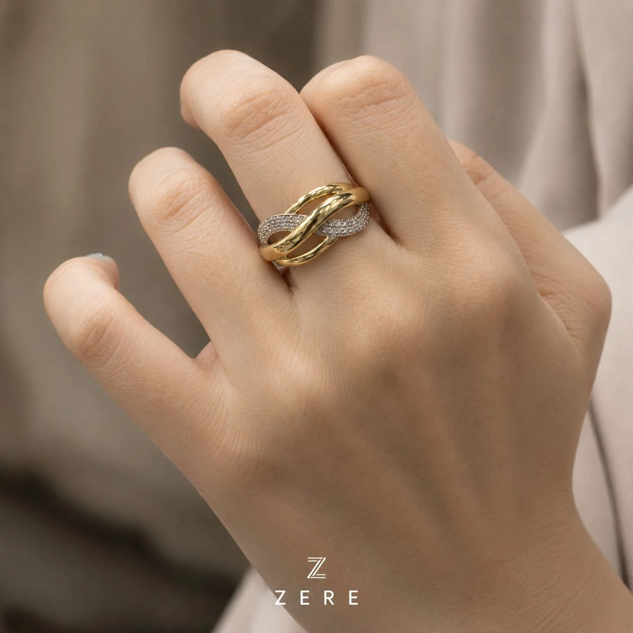 Кольцо Zere ZR170521 золото 2.23гр 18.5р купить,188125