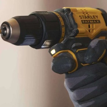 STANLEY дрель-шуруповерт SFMCD710D2K-QW 18 В купить,NaN