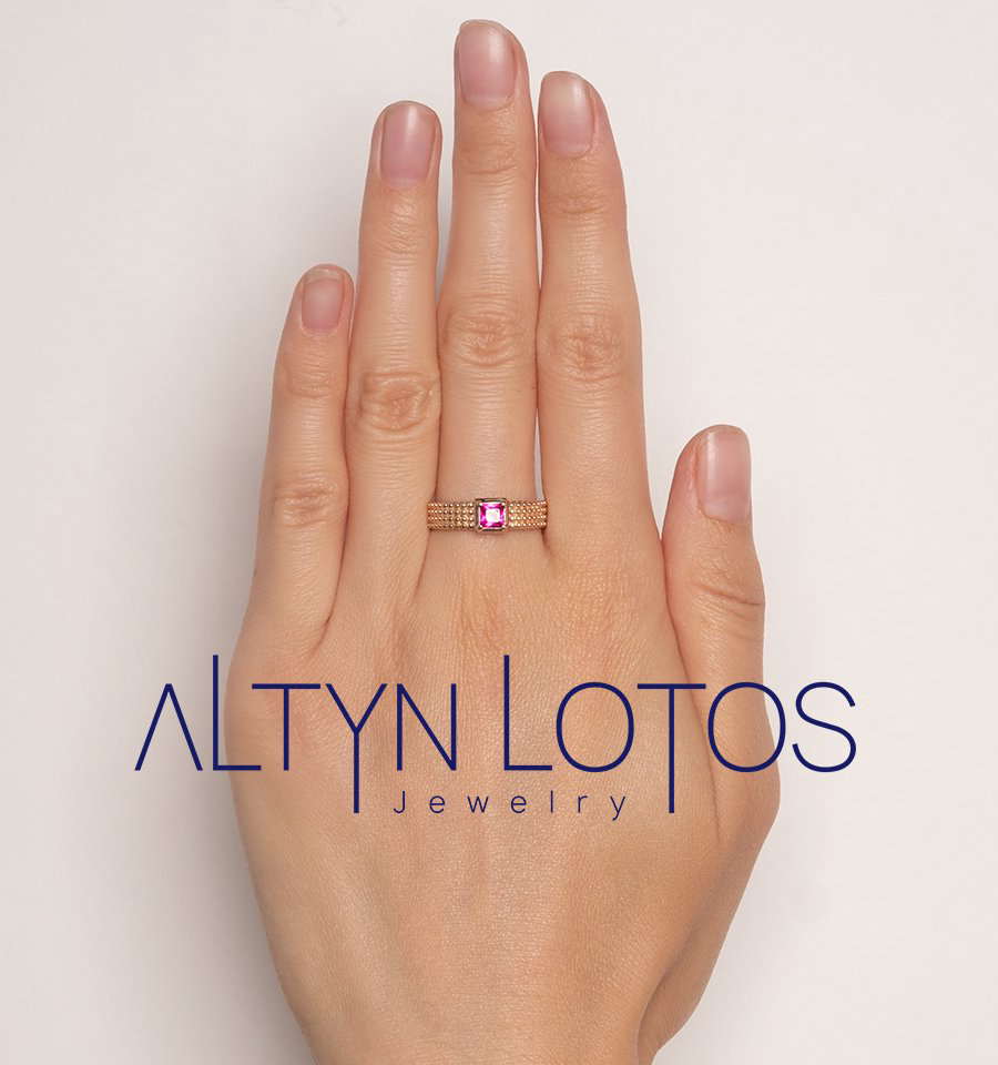 Кольцо Кристалл NM694 18р 3,61гр. купить,NaN