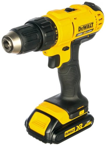 DeWALT дрель-шуруповерт DCD771C2-QW 18 В