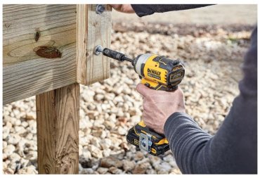 DeWALT шуруповерт DCF809L2T купить,NaN