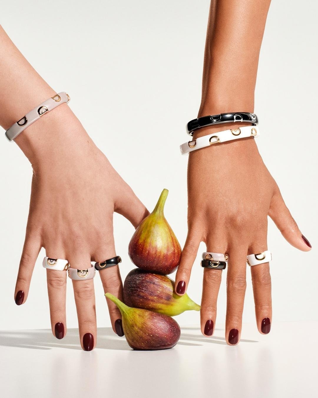 Кольцо Damiani 20082188 размер 19.5 вес 2.4 г золото, керамика, бриллиант купить,1018000