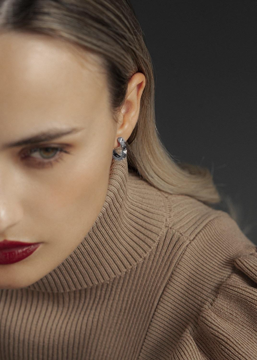 Серьги Constella ORVAL7126BWXX.W вес 4.2 г золото, бриллиант купить,NaN