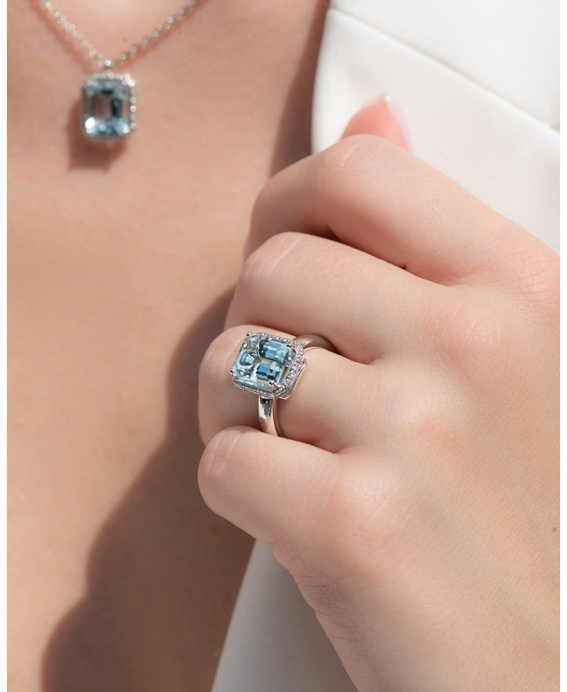Кольцо Damiani 20088521 размер 17.4 вес 7.2 г золото, бриллиант, аквамарин купить,NaN
