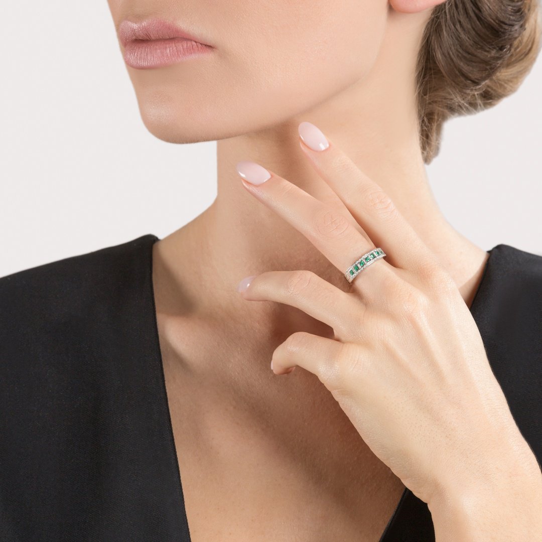 Кольцо Damiani 20058816 размер 16.8 вес 4.1 г золото, бриллиант, изумруд купить,2125000