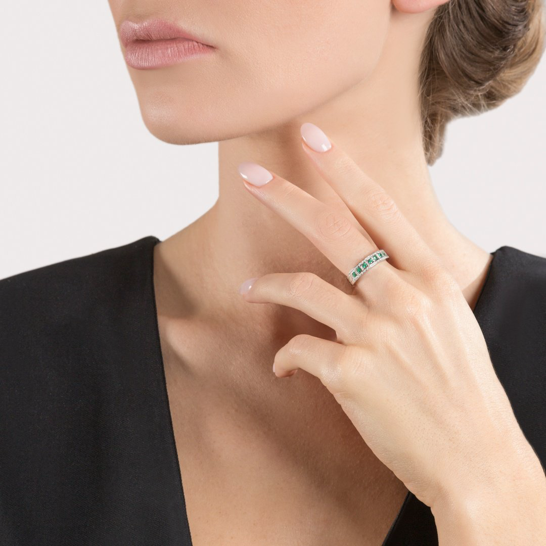 Кольцо Damiani 20058816 размер 16.8 вес 4.1 г золото, бриллиант, изумруд купить,2125000
