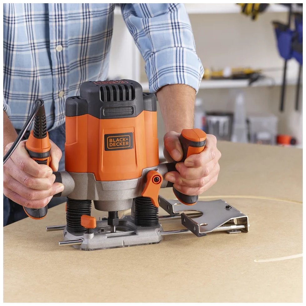 Фрезер вертикальный Black & Decker KW1200E-QS купить,0