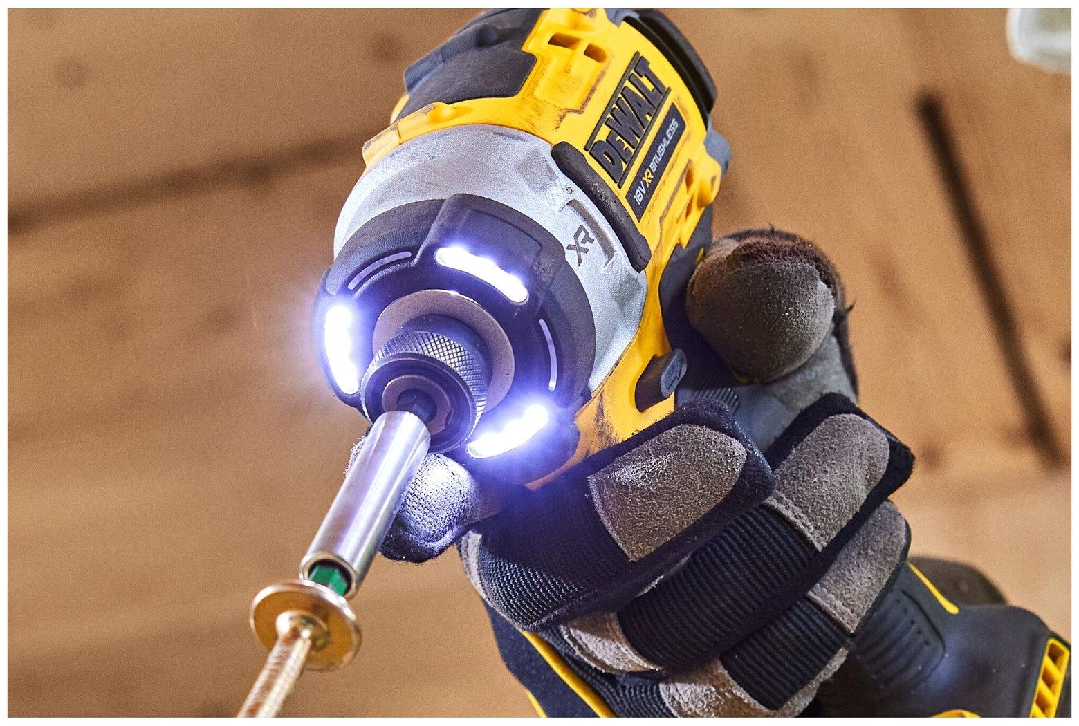 DeWALT шуруповерт DCF860N-XJ купить,0