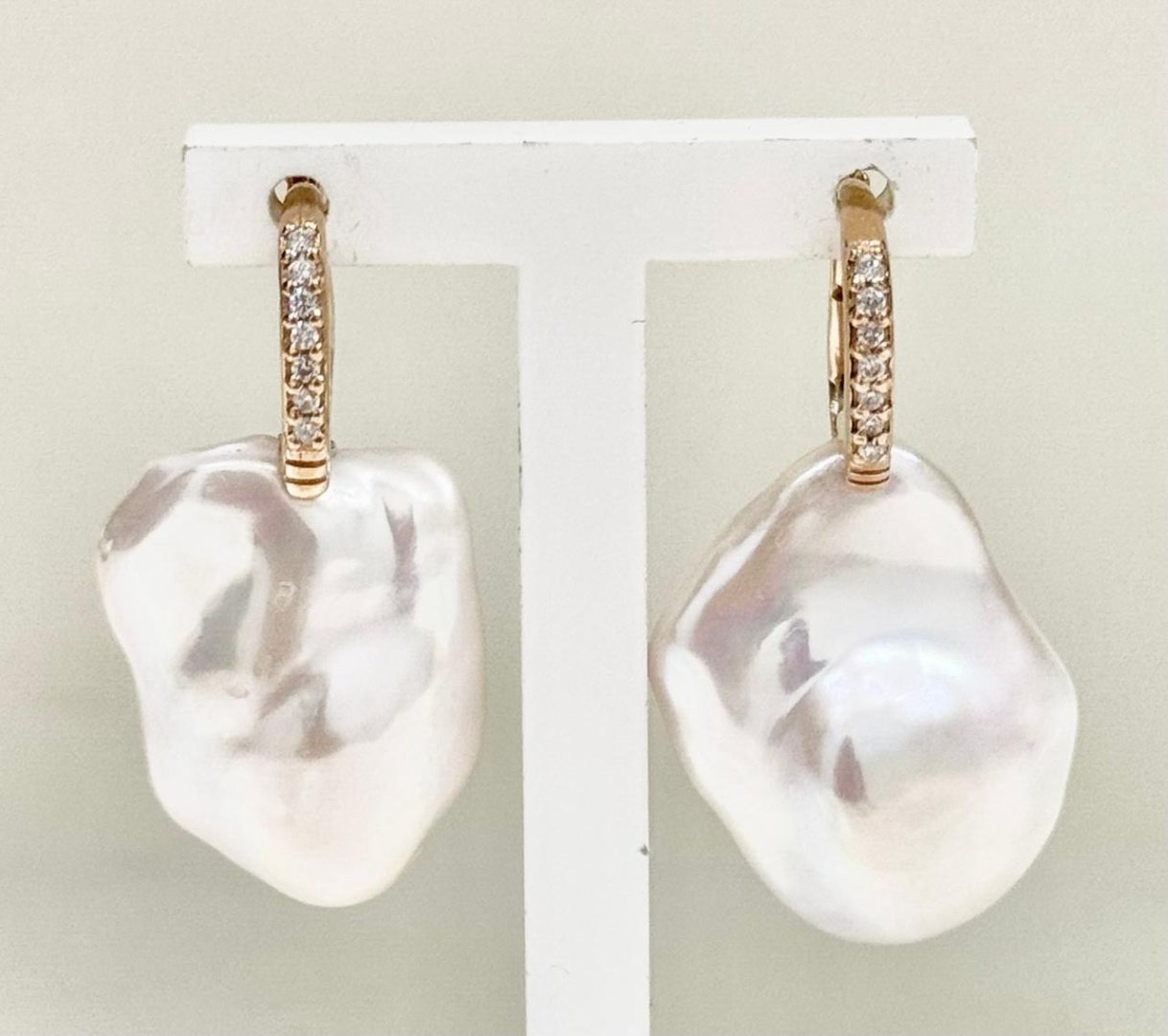 Серьги Coscia CLEAFW033.15 вес 2.85 г золото, бриллиант, жемчуг купить,NaN