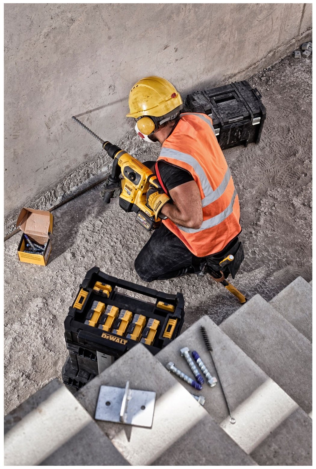 DeWALT бур DT60819-QZ (SDS-max, 22х200х340 мм) 1 шт купить,0