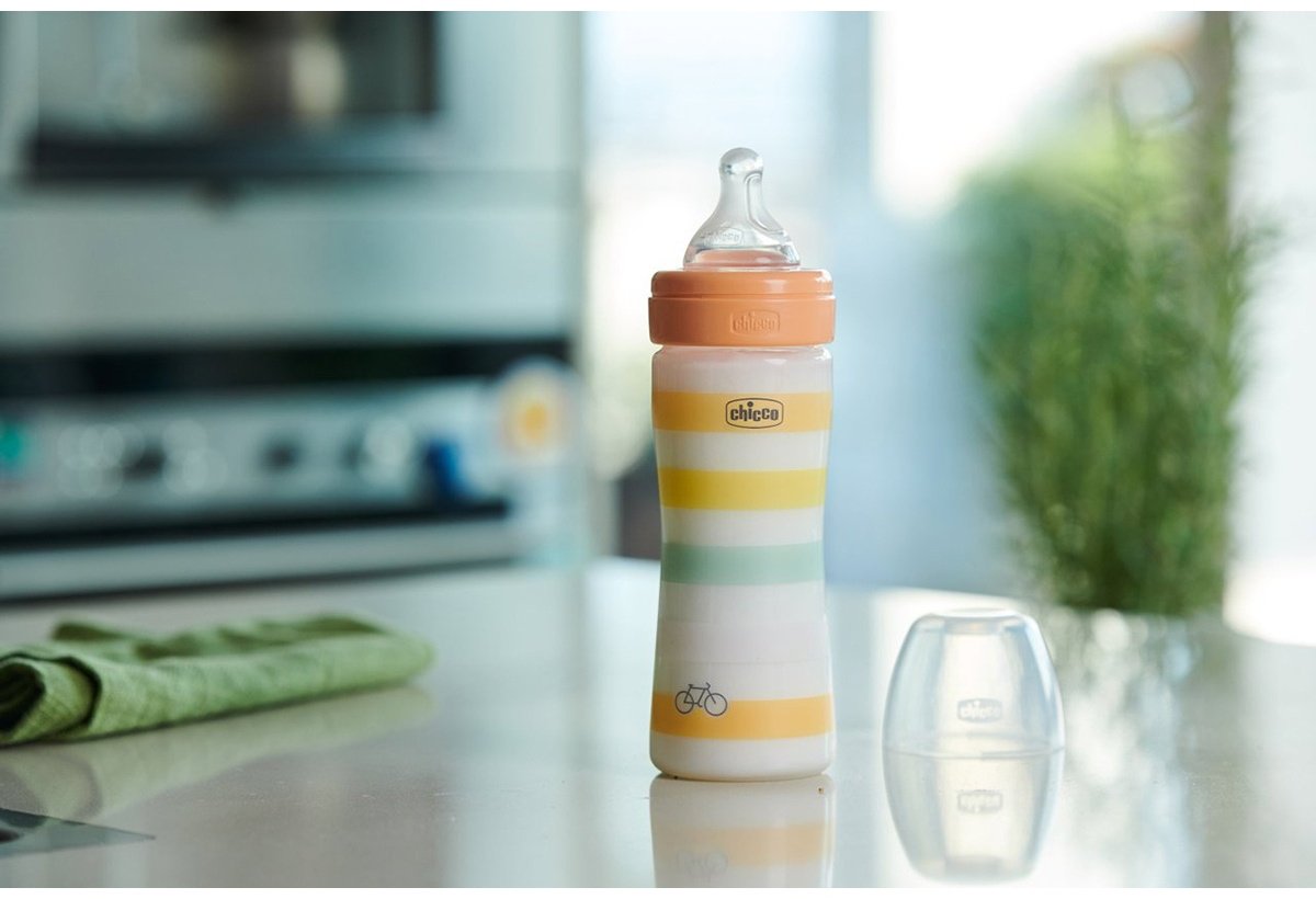 Chicco: Бутылочка Wellbeing для кормления силикон 250 мл 2м+, оранжевый купить,0
