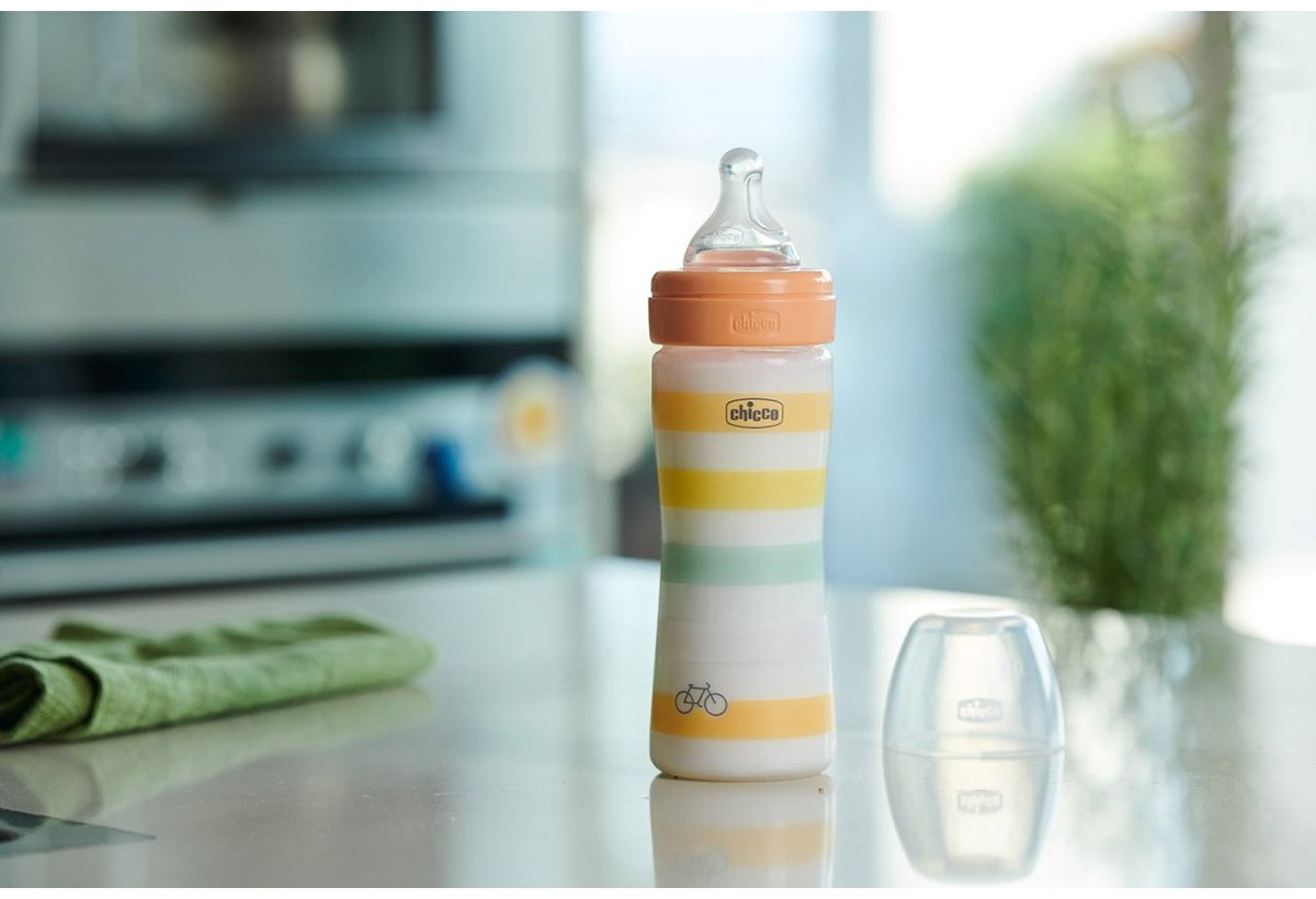 Chicco: Бутылочка Wellbeing для кормления силикон 250 мл 2м+, оранжевый купить,NaN