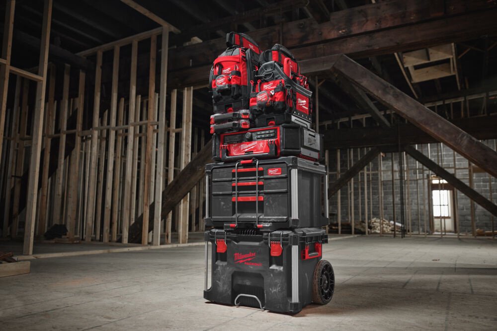 Milwaukee сумка PACKOUT PRO 4932493622 (30х25х21 см) купить,NaN
