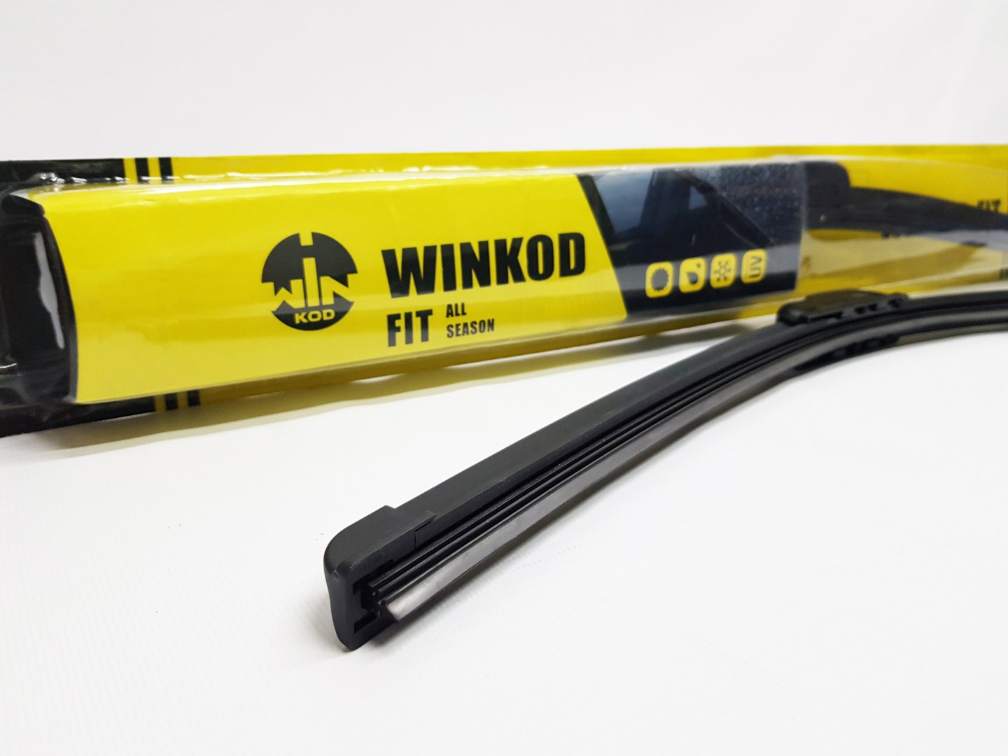 Щетка бескаркасная Winkod WWBF580 580 мм, 1 шт